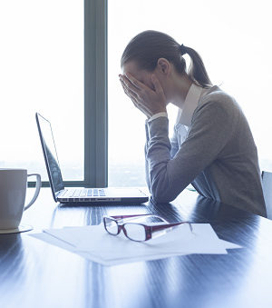 upset woman over Facebook tracking problems The Xcite Group
